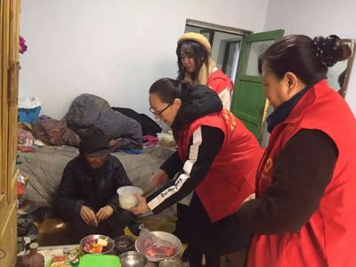 溫馨水餃，真情永恒——共青團(tuán)青年志愿者為困難家庭送溫暖側(cè)記